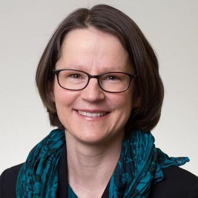 Prof. Evelyne Schmid