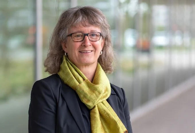 Prof. Nicole Probst-Hensch